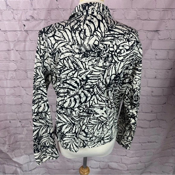 coldwater creek abstract floral black and white jacket size medium - Picture 6 of 7